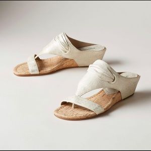 🆕 DONALD J PLINER | Women Dionne Leather Sandals